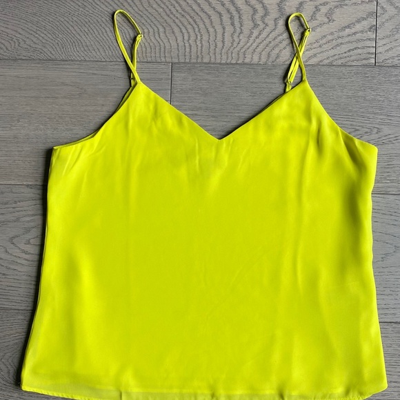 Bright Tank - Picture 3 of 3